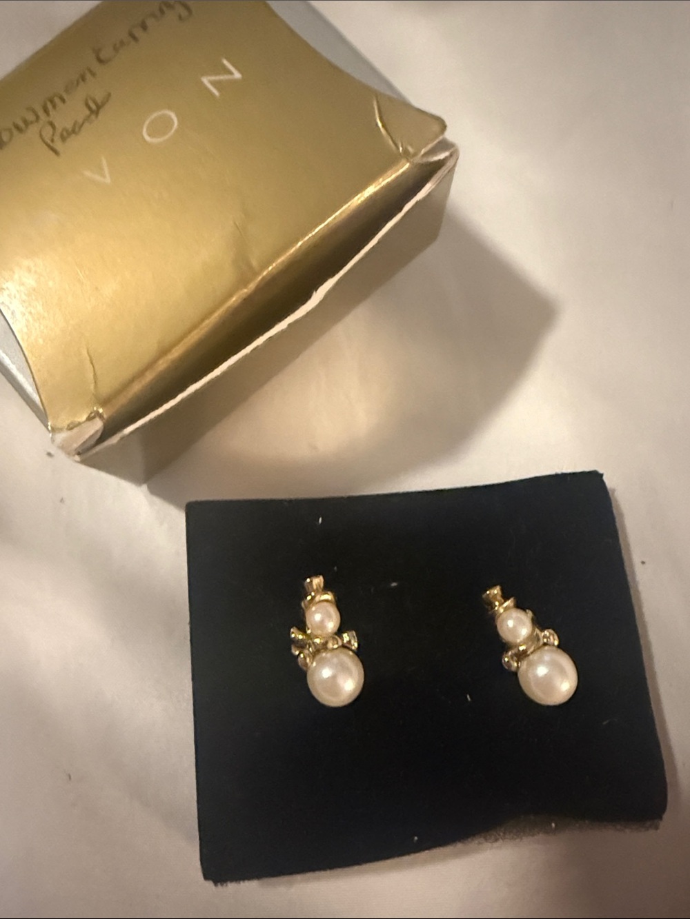 AVON Snowman Earrings In Original Box